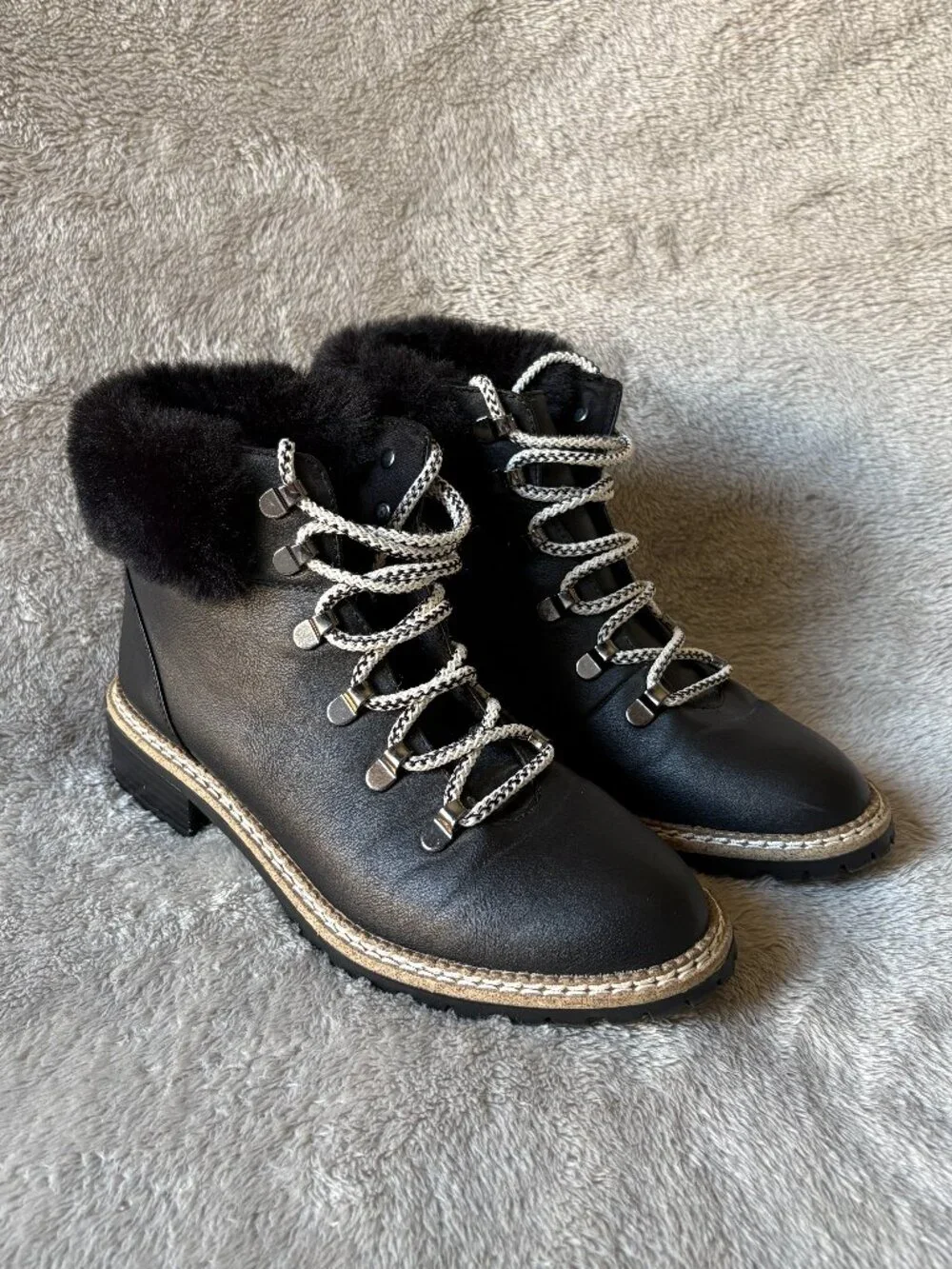 Express Black Faux Leather Faux Fur Trim Lace-Up Ankle Boots Size 9